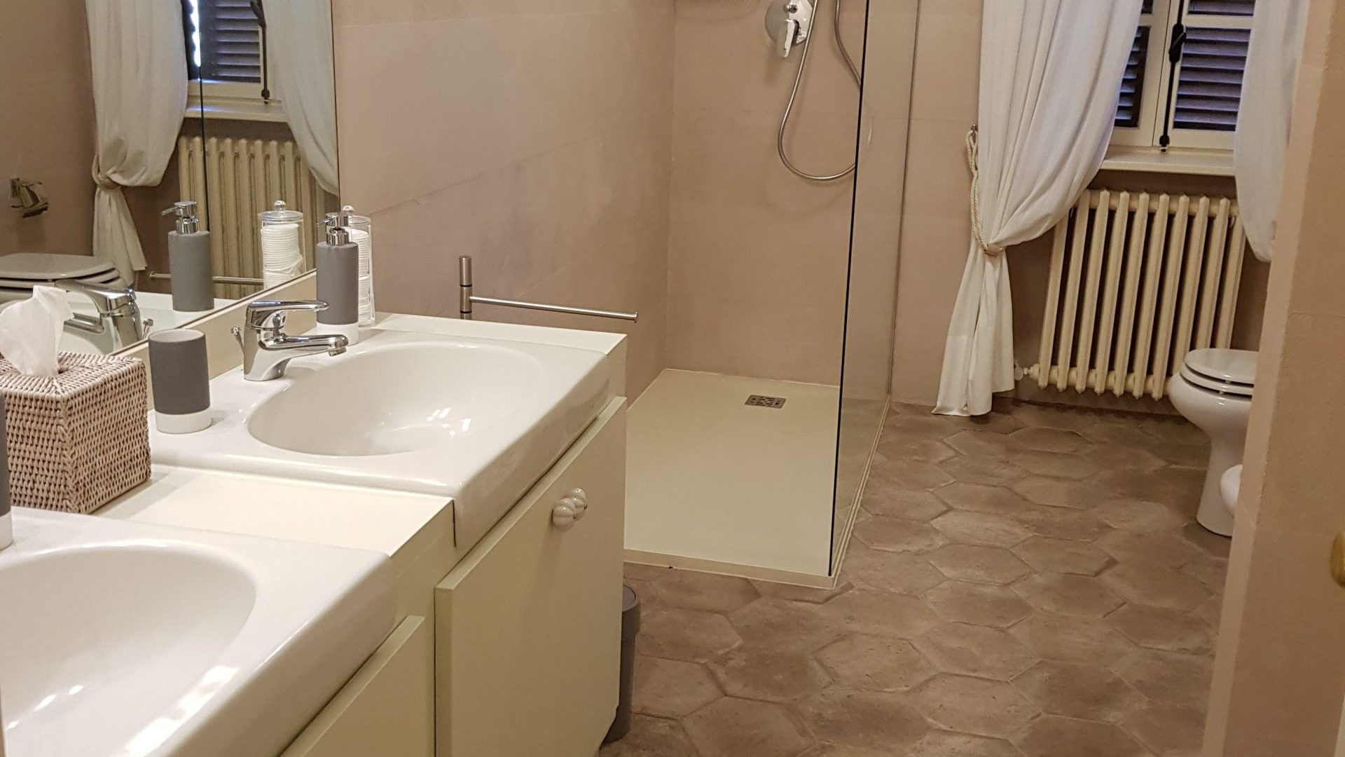 BAGNO CASA PAIS-min